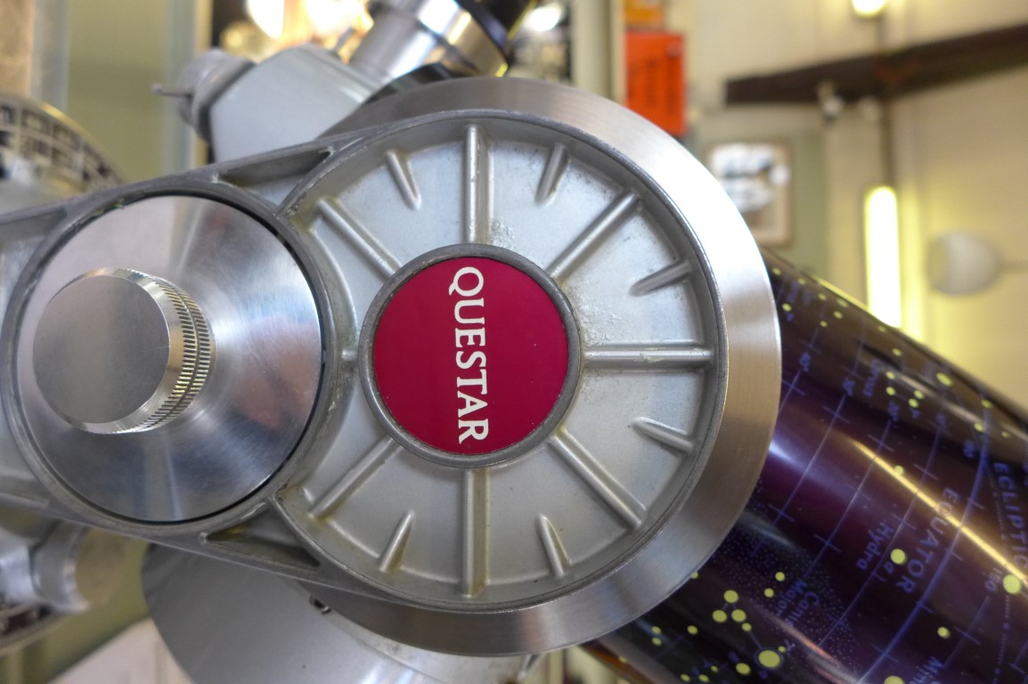 A QUESTAR Corporation Astrological telescope Complete with 16mm and