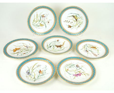 A 19th Century Worcester hand-painted thirteen piece dessert serviceComprising pedestal circular comport, diameter 24cm, twel