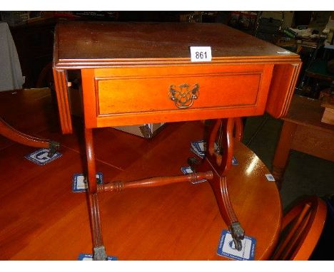 A small sofa table with drop sides.&nbsp;&nbsp;(Collect only).