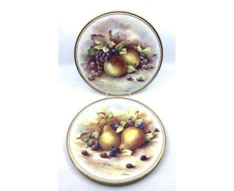 A Spode ceramic 'cowslip' pattern Meat Platter another platter with a hunting scene and two 'Edwardian' fine china plates, gi