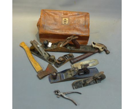 A Gladston and Bag with carpentry tools to include Stanley planes