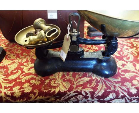 A set of Libra kitchen scales with weights