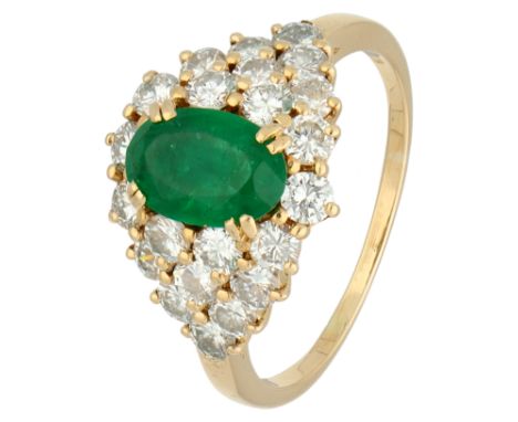 18K Yellow gold entourage ring set with emerald and approx. 1.10 ct. diamond. Set with oval-cut emerald (treated) of approx. 
