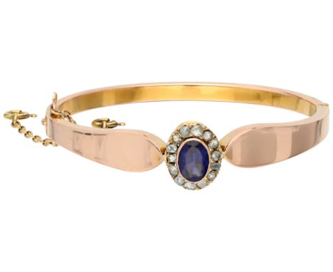 14K Rose gold bangle bracelet with rosette with doublet sapphire and rose-cut diamonds Set with a doublet (composite stone me