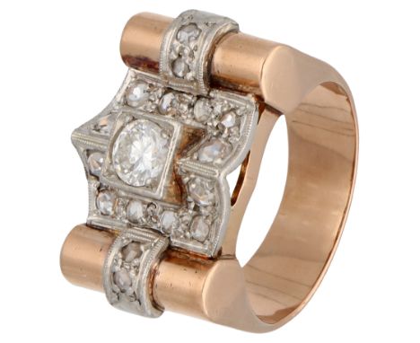 184 Rose gold Tank ring set with approx. 0.35 ct. diamond. Set with 15 rose-cut diamonds and a central brilliant-cut diamond 