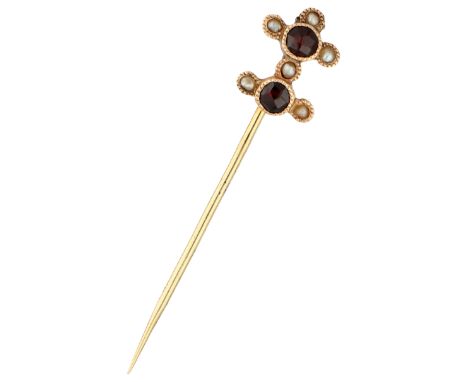 14K Rose gold tie pin with garnet and seed pearl. Set with two garnets (Ø 2.35 mm) and six seed pearls set in closed settings