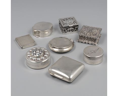 Boxes (8) silver. Large lot of boxes including pill and peppermint boxes. Including from the United Kingdom, Egypt and Italy,