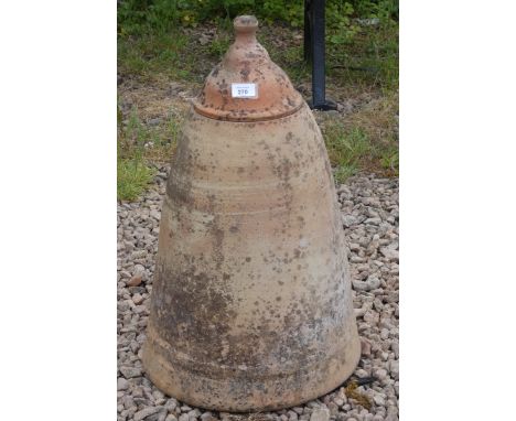 Terracotta rhubarb forcer - Approx height: 69cm 