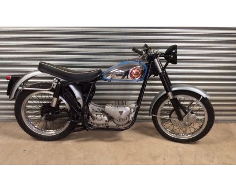 TRIBSA ProjectReg. no. Not registeredFrame no. EB31 7800 (156/57)Engine no. T100 7549 NA (1951)The cafe racer and hybrid scen