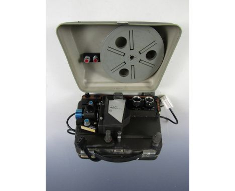 A Raynox DU 707 A projector