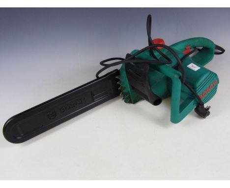 A Bosch AKE 35 S electric chainsaw