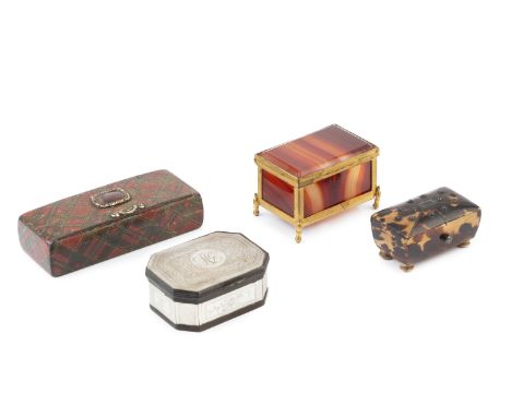 An early 19th century Scottish Mauchline tartan-ware snuff box, the 'hidden hinged' top mounted with a hardstone plaque with 