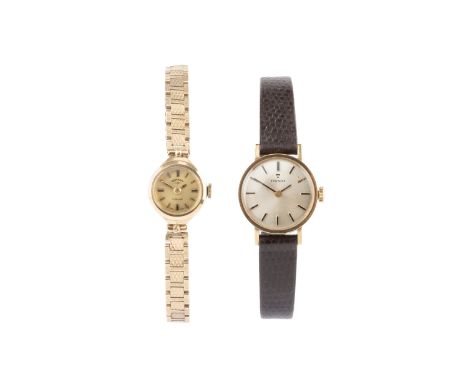 A lady's 9ct gold bracelet watch by Rotary, the circular dial with baton markers, to a jewelled manual wind movement, togethe