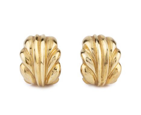 A pair of 18ct gold earrings, of leaf design, on post and hinged clip fittings, with Sheffield import marks for 1994, length 