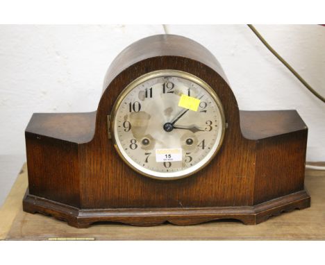Oak mantle clock 