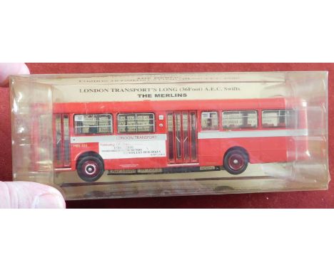 Britbus 1:76 scale boxed, Britbus model No.ME-003 Ramblers Holidays, single decker, excellent condition