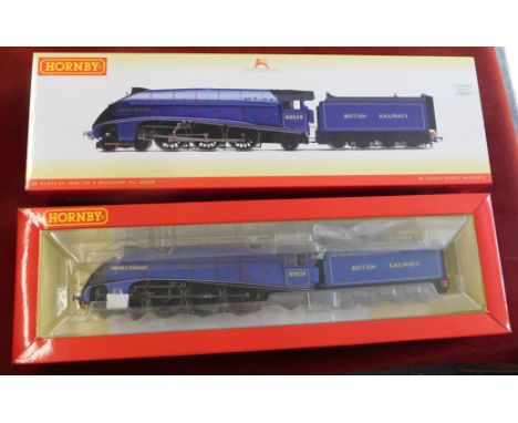 Hornby Locomotive R3701 BR Class A4 'Walter K Whigham' No.60028 mint and boxed