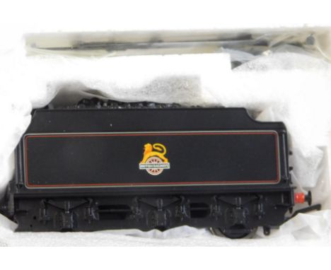 Bachmann Locomotive 31-712 B1, 61000 'Springbok' BR lined black emblem, mint and boxed
