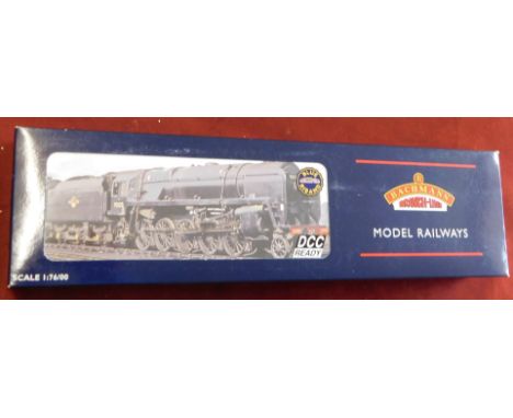 Bachmann Locomotive 32-851 Class 9F 2-10-0 Standard 92192 D/C Chimney BR late crest black Rrif Tender' mint and boxed (Retail