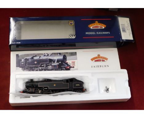 Bachmann Locomotive 32-876 'Fairburn Tank' 42096 BR lined black, early emblem, mint and boxed