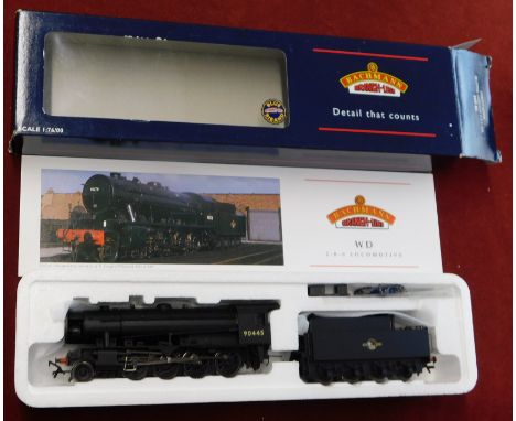 Bachmann/Branch Line WD2-8-0 Austerity '90445' BR black late crest, mint and boxed