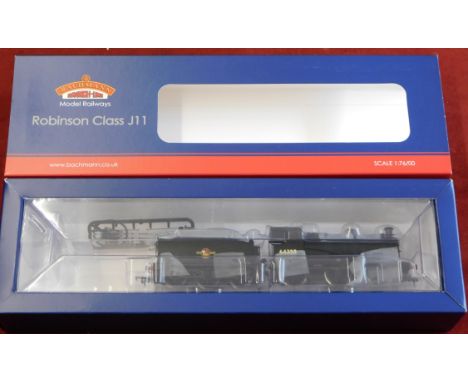 Bachmann Locomotive 31-320 DC Robinson Class J11 BR black late crest 64325 mint and boxed
