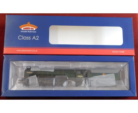 Bachmann Locomotive Class A2 60536 'Trimbrush' BR lined green early emblem, mint and boxed