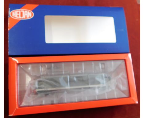 Heljan Locomotive class 23, item 2320 'Baby Deltic' (early) green with frost gillies, mint and boxed