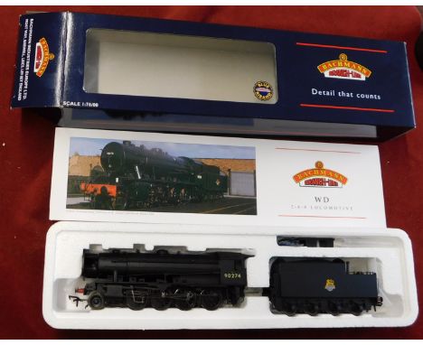 Bachmann/Branch Line Locomotive WD 2-8-0 Austerity 90275 BR-E black E/Emblem, mint and boxed