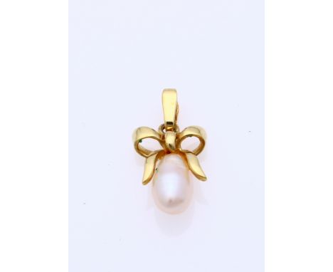 Yellow gold pendant, 585/000, with bow and a biwa pearl. 9x18mm, including eye. about 1 gram. In very good condition.