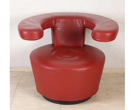 Vintage red leather design chair by Bruhl, big arm design, Shin + Tomoko. New price € 1.750,= Dimensions: H 72 x Ø 90 cm. In 