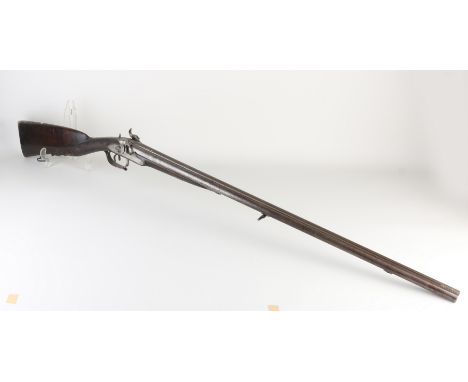 Antique double barrel shotgun with damask barrel, engravings + name 'St. Etienne Manufacture'. With gold inlay in barrel. Bre