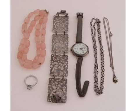 Lot of silver jewelry with a watch, bracelet, 2 necklaces and a ring. And a necklace of rose quartz beads.
