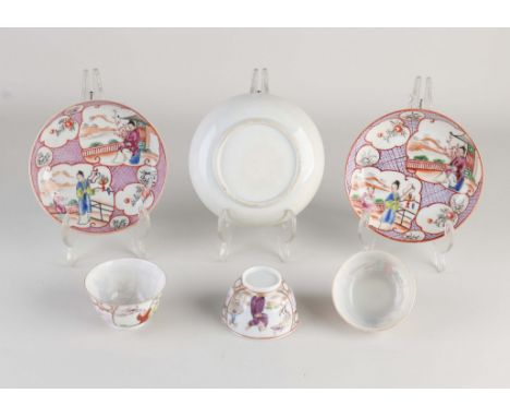 Three antique Chinese porcelain cups and saucers with mandarin decor. 19th century. Wedding cups and saucers. Dimensions: 6 x