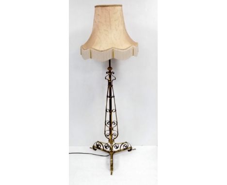 Vict Brass Telescopic Standard Lamp &amp; Shade 
