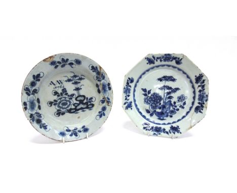 AN 18TH CENTURY ENGLISH DELFT PLATE  dated 1764, 22cm diameter, together with a Chinese export octagonal plate with comparabl