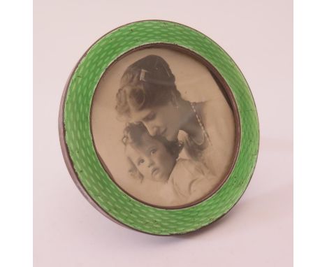A George V Silver and Guilloché Enamel Circular Photograph Frame, 3 1/4in., Birmingham 1912, Henry Clifford Davis 