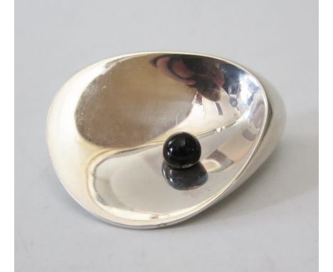 A Georg Jensen Silver Brooch in the form of an oyster with pearl, 328, 52mm 