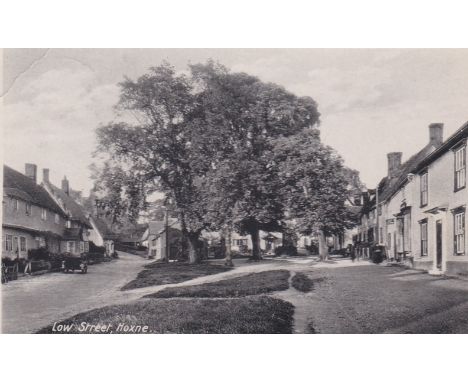 Postcards-Hoxne-Low Street RP village scene, activity, used KEG, light corner crease