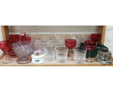LARGE QUANTITY OF GLASSWARE TO INCLUDE RUBY GLASS