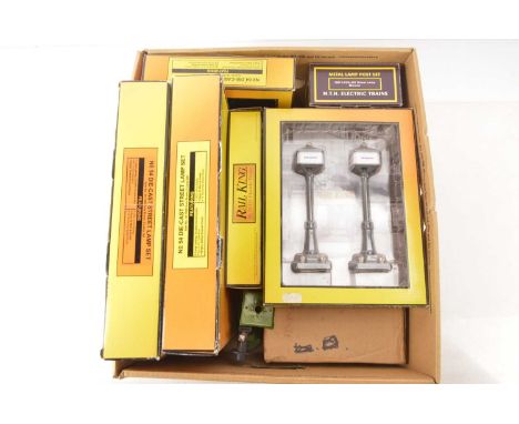 A Lionel 0 Gauge #438 Signal Tower and modern Rail King repro Lighting Units (9), the original signal tower in original brown