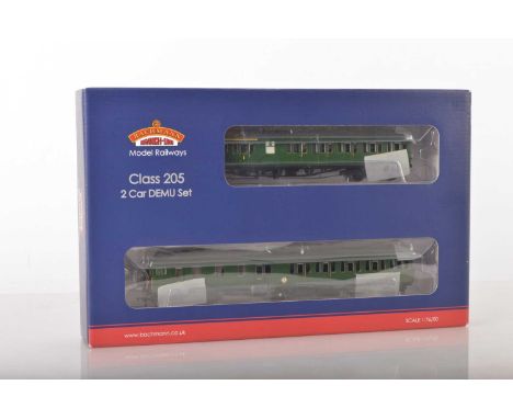 Bachmann For Kernow Model Rail Centre 00 Gauge boxed 31-235Z  BR SR green Class 205 2H Thumper  2-CAR  DEMU Diesel  Multiple 