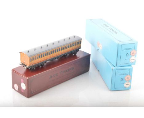 Ace 0 Gauge modern issue C/1 group of Metropolitan coaches (3), all 3rd, all 1st and Brake 3rd, E, box VG, (3)