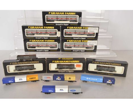 Graham Farish By Bachmann and Graham Farish N Gauge Bogie Container Wagons and Sulphate Wagons (13), partially boxed, 373-451