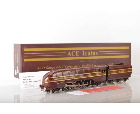V Ace 0 Gauge modern issue E/12 4-6-2 Loco & Tender LMS Streamlined Coronation class 'Duchess of Hamilton', No.6229, 2/3 rail