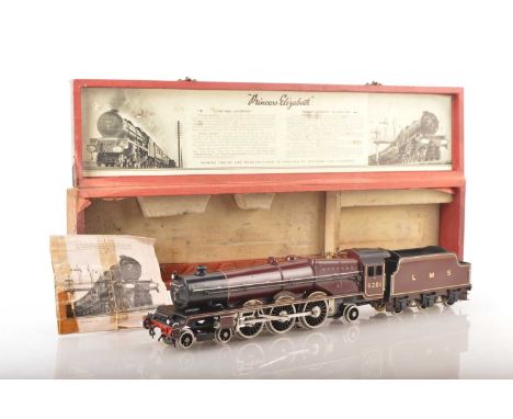 A restored Hornby 0 Gauge electric 'Princess Elizabeth' 4-6-2 Locomotive and Tender, with good quality replacement wheels thr