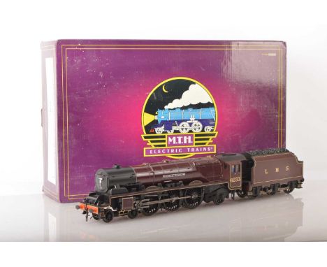 V MTH (Korea for the USA) Modern issue 0 Gauge Ref: 20-3368-1 4-6-2 Loco & Tender LMS maroon Princess Coronation class 'Duche
