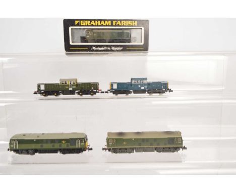 Unboxed N Gauge Bachmann and Kernow BR Diesel Locomotives (5), Kernow examples, D8523 in blue livery and D8560 in green liver