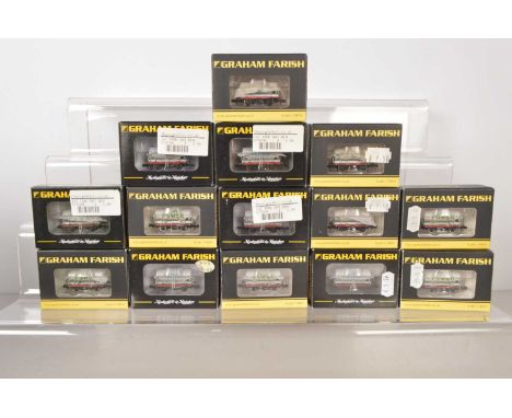 N Gauge Graham Farish by Bachmann Fuel Tank Wagons (14) all boxed 14tT examples in silver livery, 373-675Z Power, produced fo