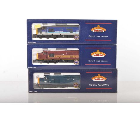 Bachmann 00 Gauge boxed 32-040DS BR green Class 20 Diesel Locomotive with sound, in original box, E, box VG